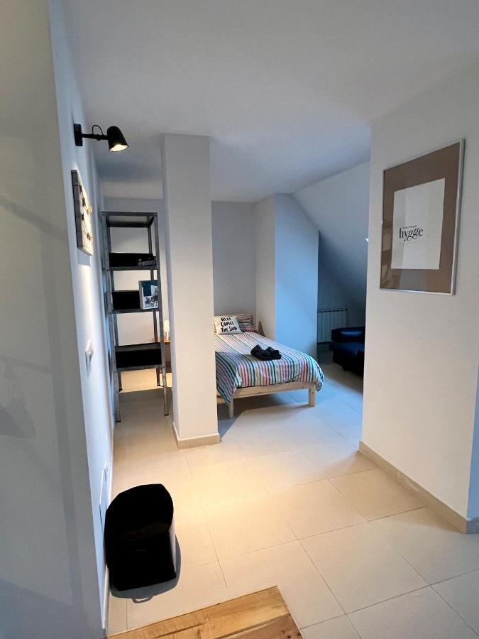 Atico Camino Santiago: El Comienzo Perfecto Apartment ซาร์เรีย ภายนอก รูปภาพ